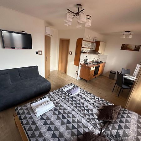 Apartmán LOSONCI pre 2 osoby Nesvady Exterior foto