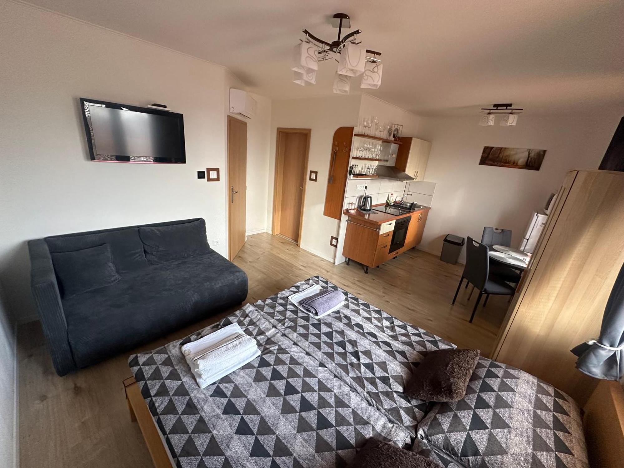 Apartmán LOSONCI pre 2 osoby Nesvady Exterior foto